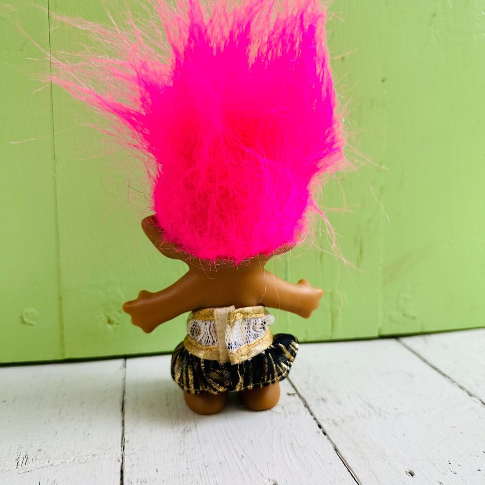 Vintage Russ Troll Doll Pink Hair Orange Eyes Cheetah Dress Troll Doll - Picture 4 of 7